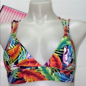 NWT VICTORIA SECRET SPORT BRA